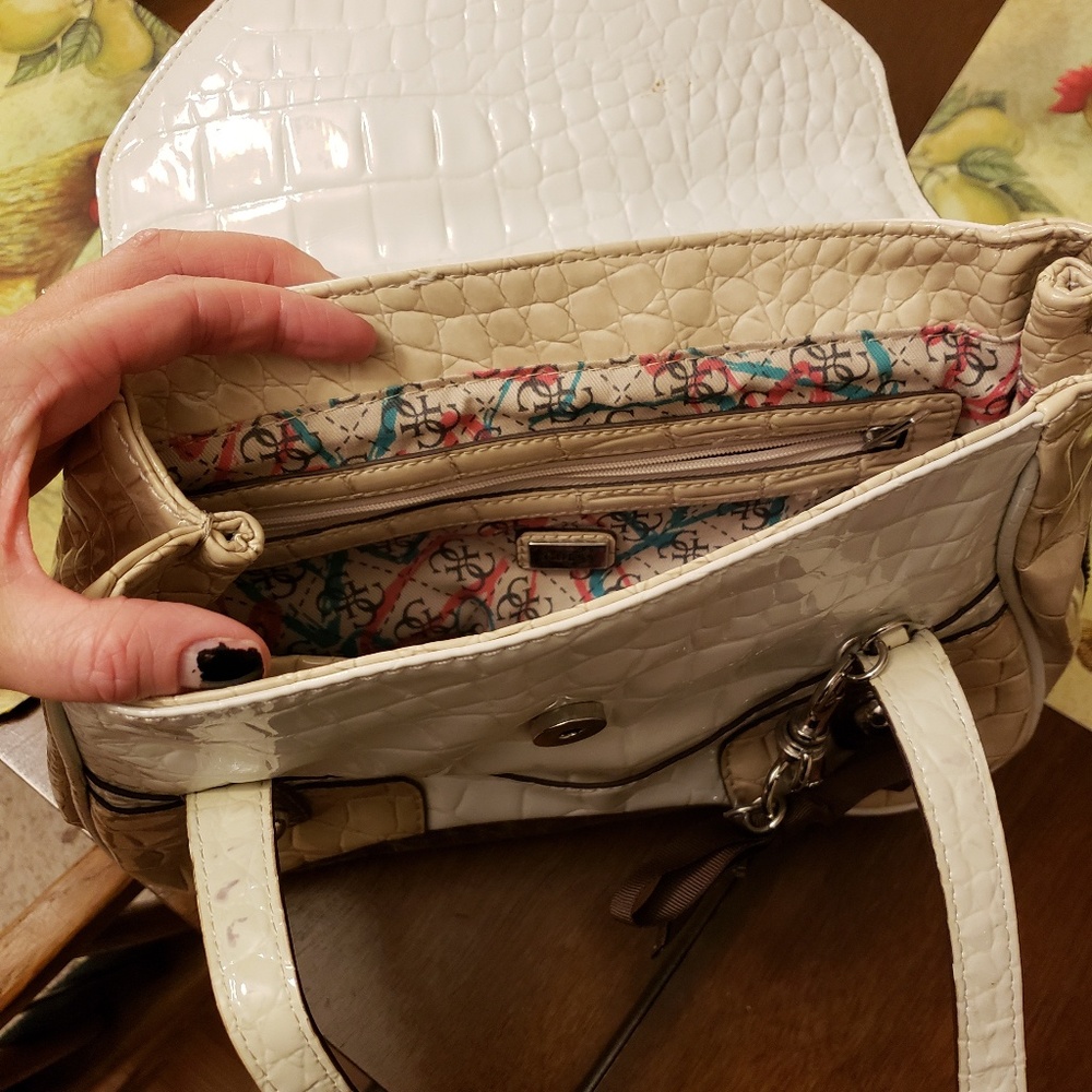 Purse - Picture 3 of 3